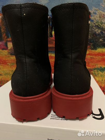 Ботинки демисезонные для девочек 37