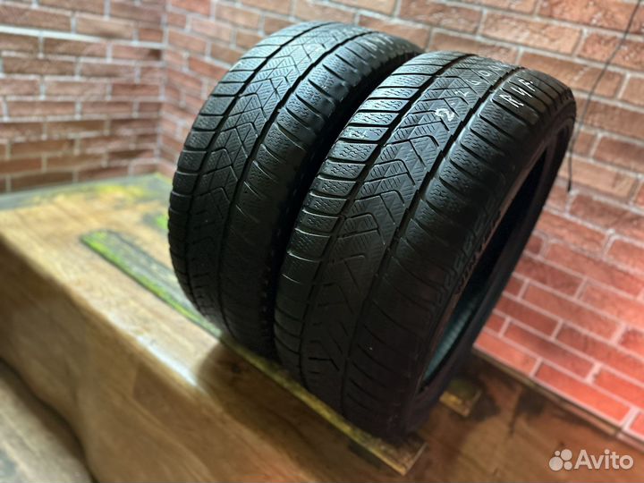 Pirelli Winter Sottozero 3 245/40 R19 98V