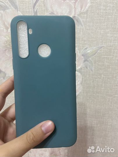 Чехлы на телефоны