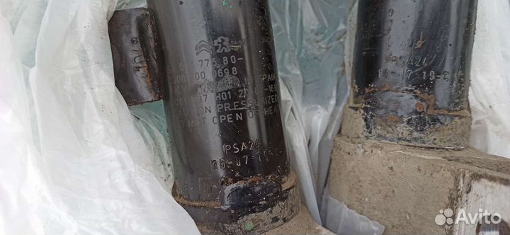 Амортизаторы citroen с4,Peugeot передние оригинал