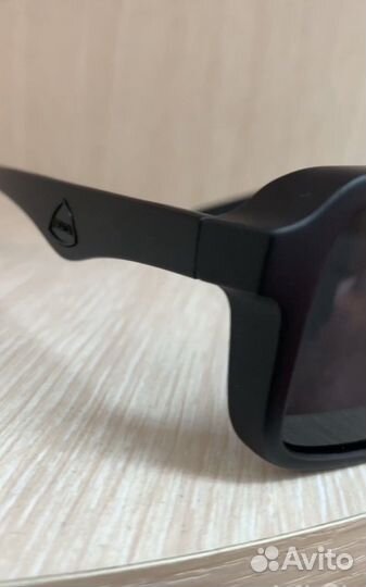 Солнцезащитные очки prada