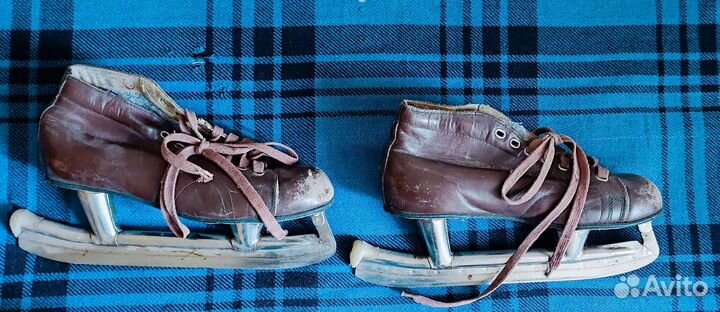 Ретро Коньки хоккейные кожаные. СССР