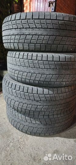 Dunlop Winter Maxx SJ8 265/65 R17