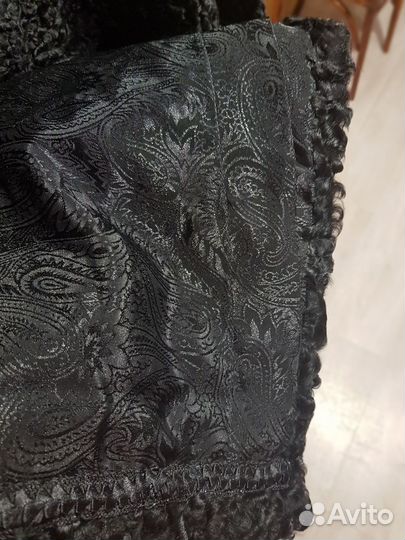 Шуба каракулевая