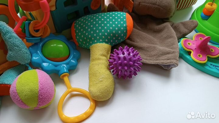 Развивающие игрушки пакетом от 0 до 2 лет