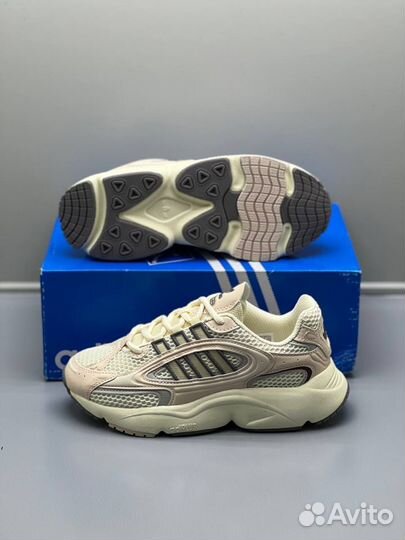 Кроссовки женские Adidas ozmillen