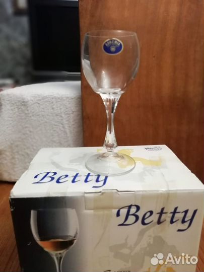 Новые хрустальные бокалы для ликера Богемия 12 шт