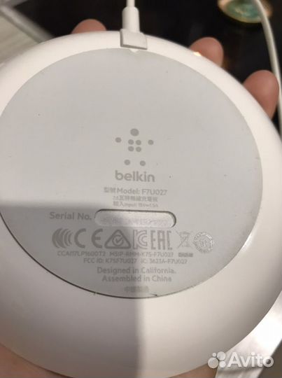 Беспроводное зарядное устройство belkin