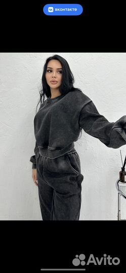 Костюм женский