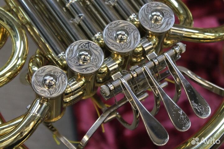 Двойная валторна Yamaha Custom YHR-87D