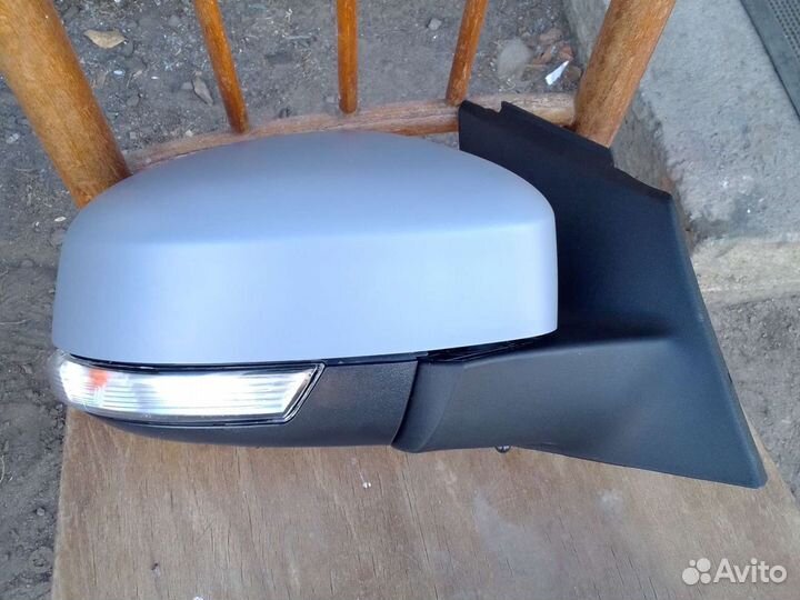 Зеркало боковое 1733338 Форд Фокус 3