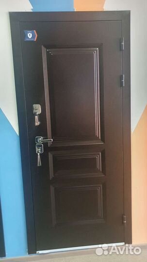 Дверь входная