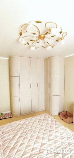 Шкаф распашной угловой на заказ