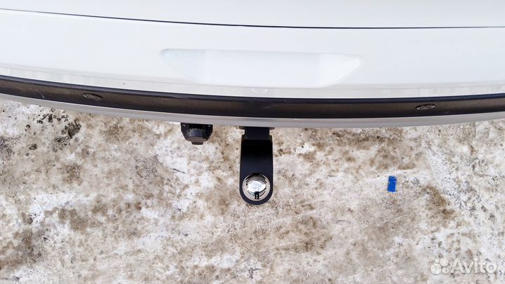 Фаркоп на Ford Kuga, легкосёъмный шар под квадрат