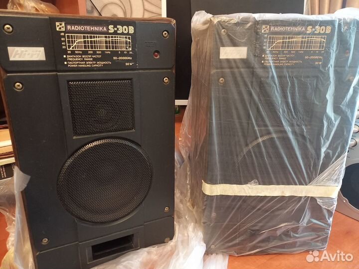 Стереоусилитель Амфитон, магнитофон Вега, колонки