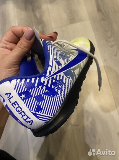 Футбольные бутсы, сороконожки Nike