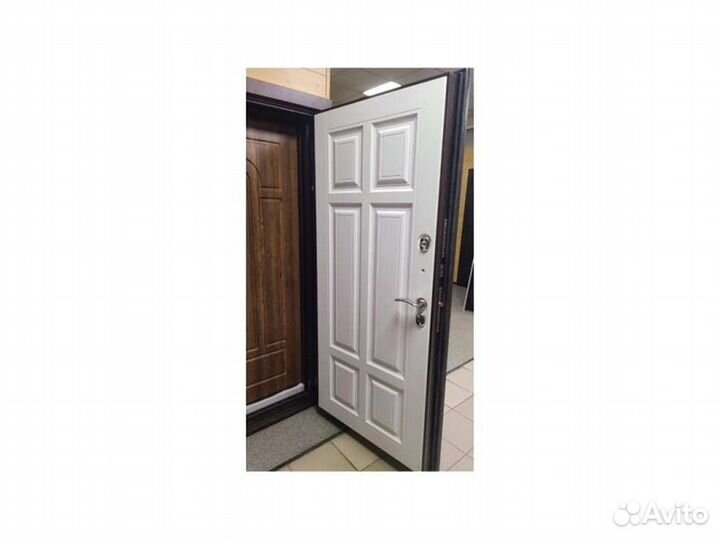 Входная дверь Заводские Двери Урал пп лайт