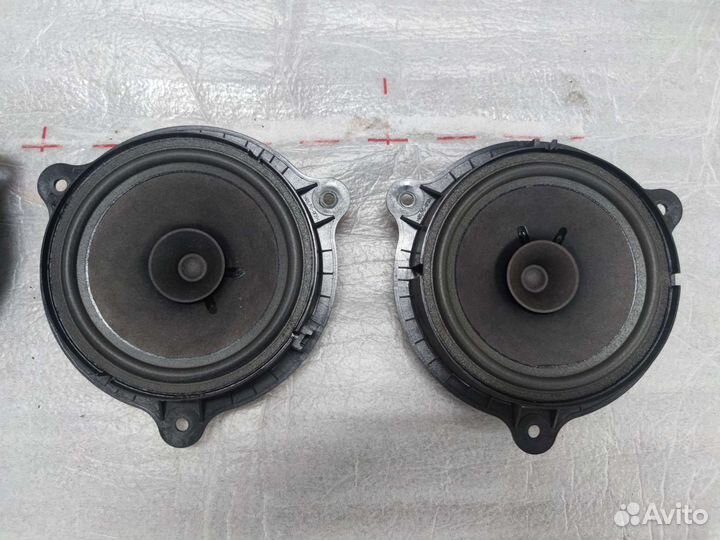 Динамики Nissan note