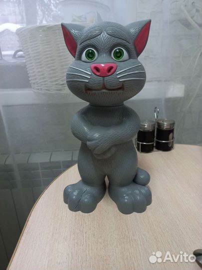 Говорящий кот Том