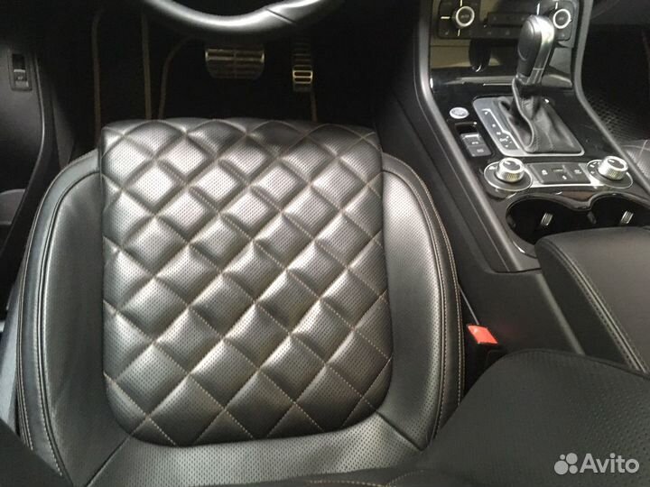 Volkswagen Touareg II Рестайлинг передние сиденья