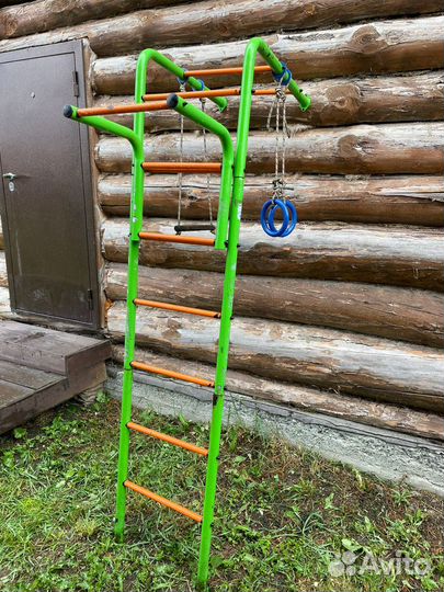 Детская шведская стенка