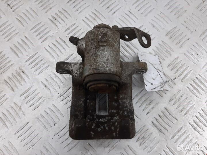 Суппорт задний правый для Volkswagen Golf 4