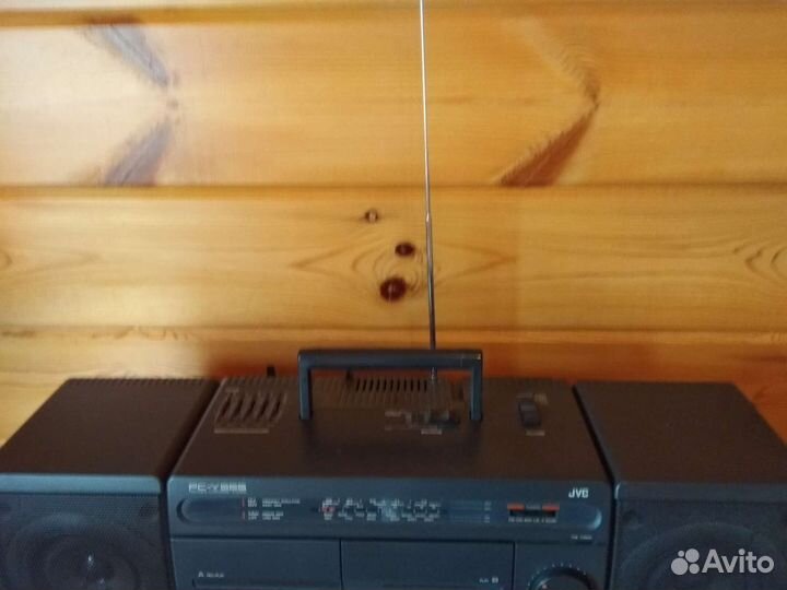 Стерио магнитофон JVC- PC Y555