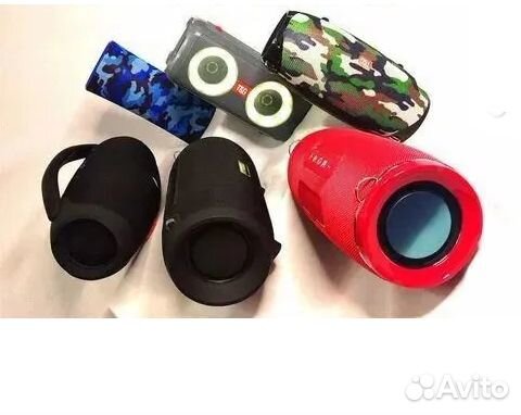 Колонка портативная блютуз с радио новые разные