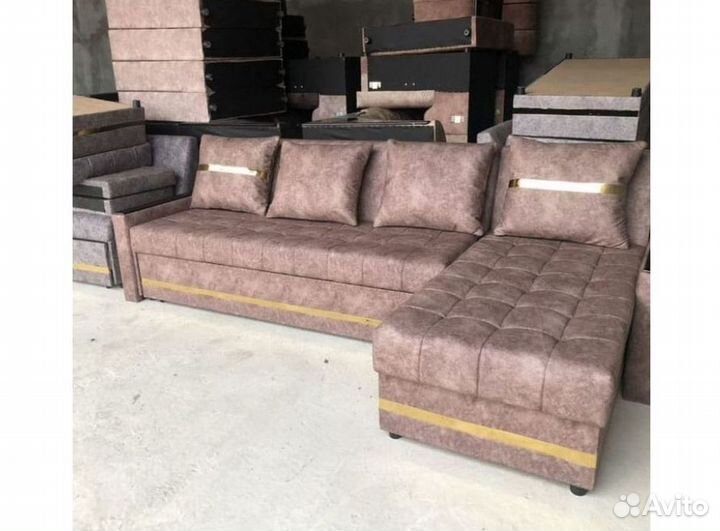 Угловой диван раскладной в наличии не б/у