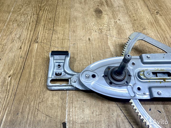 Стеклоподъемник задний правый Ford Focus 2 05-11г