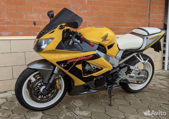 Honda 900 rr
