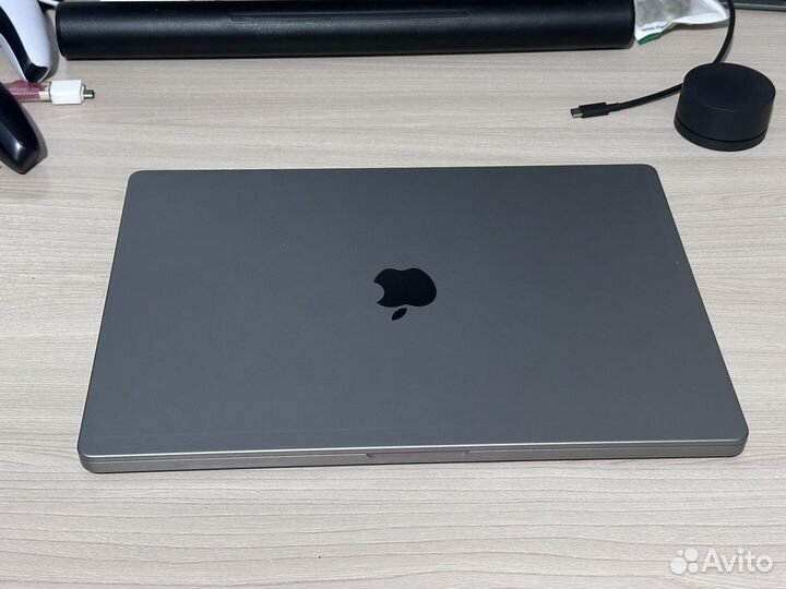 Macbook pro 16 m1 pro 16 512