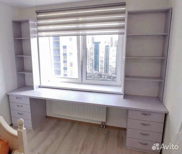 Рабочая зона со шкафом