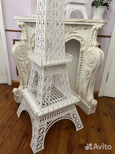 Эйфелева башня, цена за две