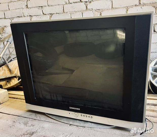 Телевизор samsung
