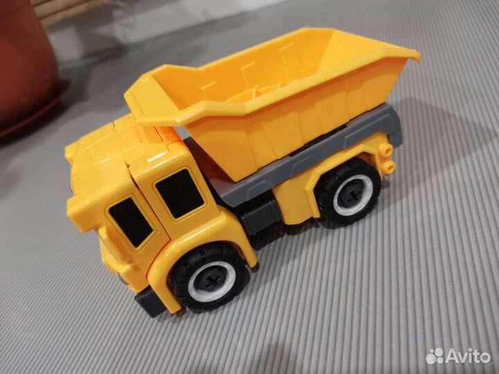 Грузовик - трансформер