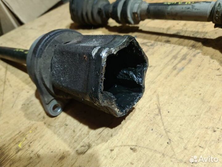 Привод передний правый Nissan Juke F15 1.6 DDT