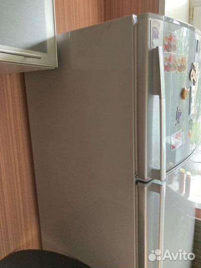 Холодильник бу Sharp SJ-P69M-SL