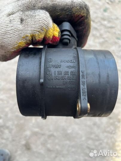 Расходомер воздуха Мерседес Спринтер Вито 2.2 2.7