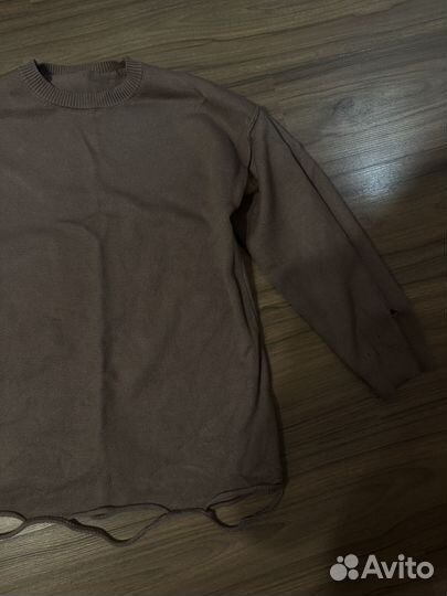 Свитер женский