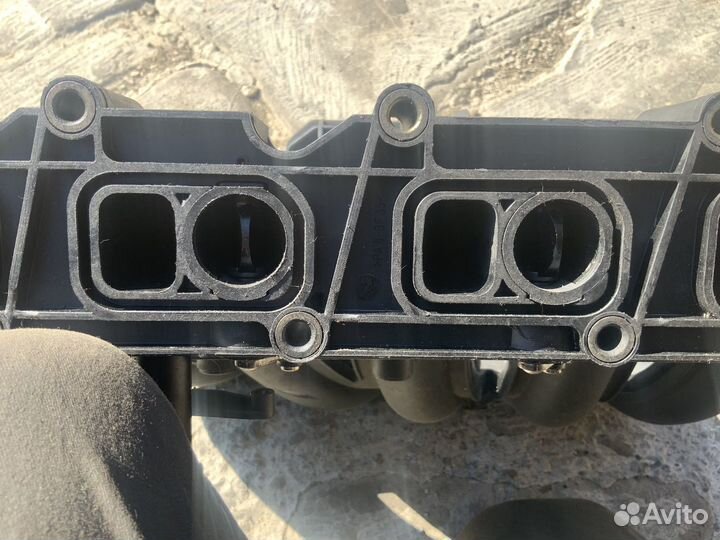 Коллектор впускной Mercedes om612