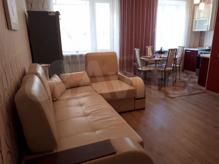 2-к. квартира, 48 м², 4/4 эт.