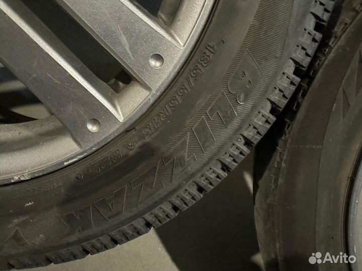 Диски с зимними шинами Honda Jazz fit Хонда Жазз