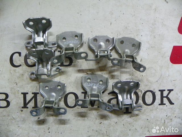 Петля двери Kia Sorento 2002-2009