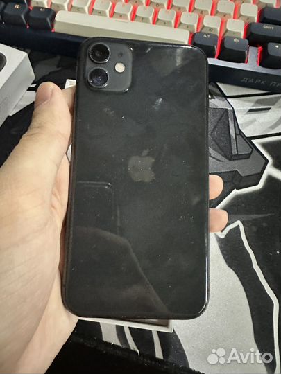 iPhone 11, 64 ГБ