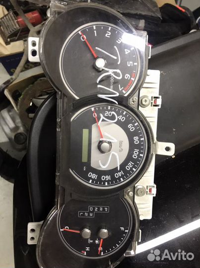 Щиток приборов Toyota Hilux Surf 2002-2009 (838003