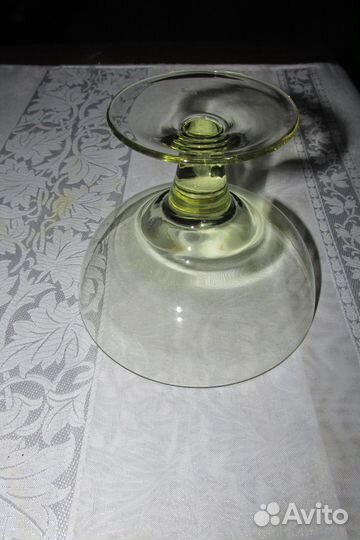 СССР ваза для варенья на ножке из цветного стекла