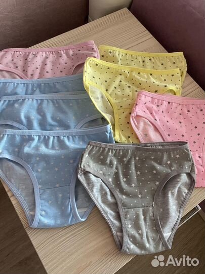 Плавки на девочку новые