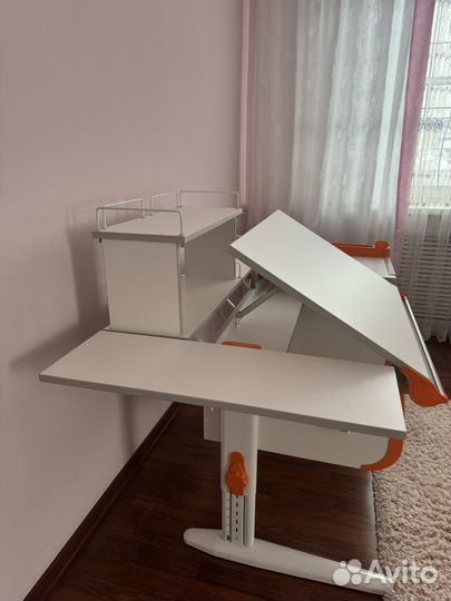 Растущий стол парта