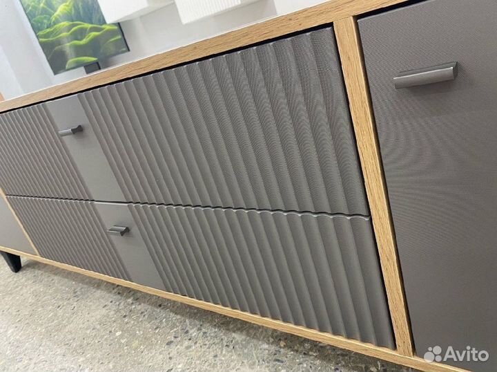 Тумба тв белая 1800 мм в наличии